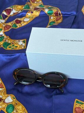 Maison Margiela x Gentle Monster MM005 Tortoise Oval Sunglasses